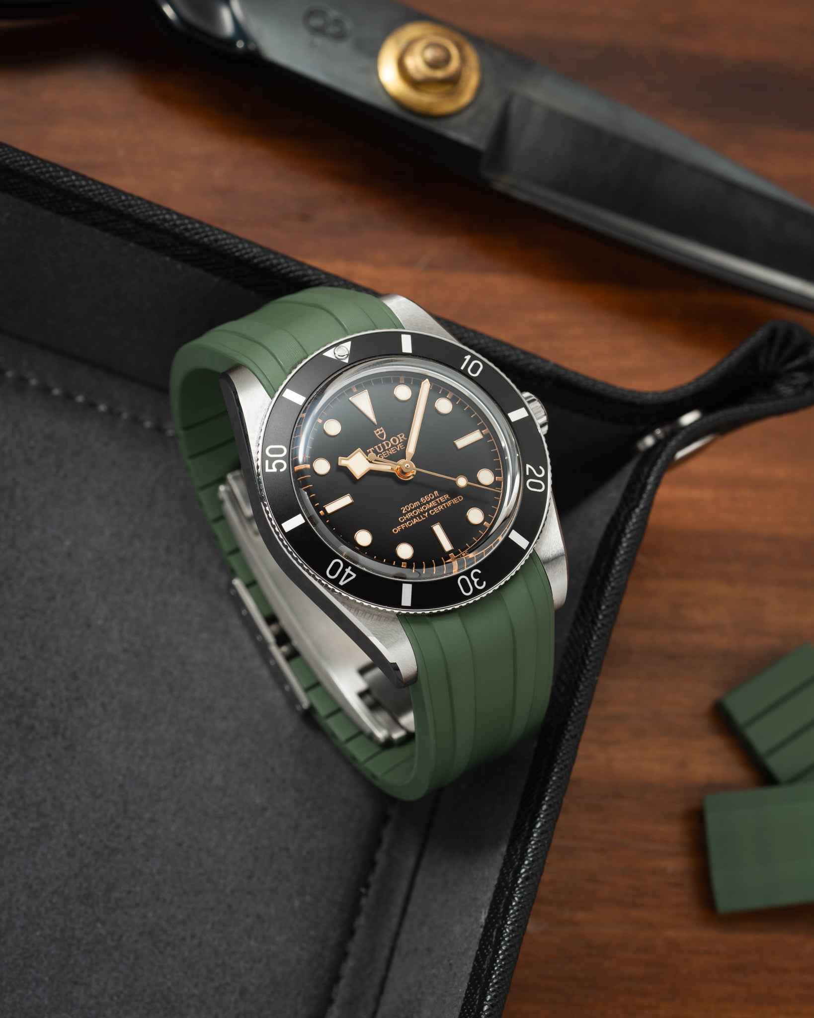Tudor Black Bay 54 Uyumlu Rubber Strap Zeytin Yeşili