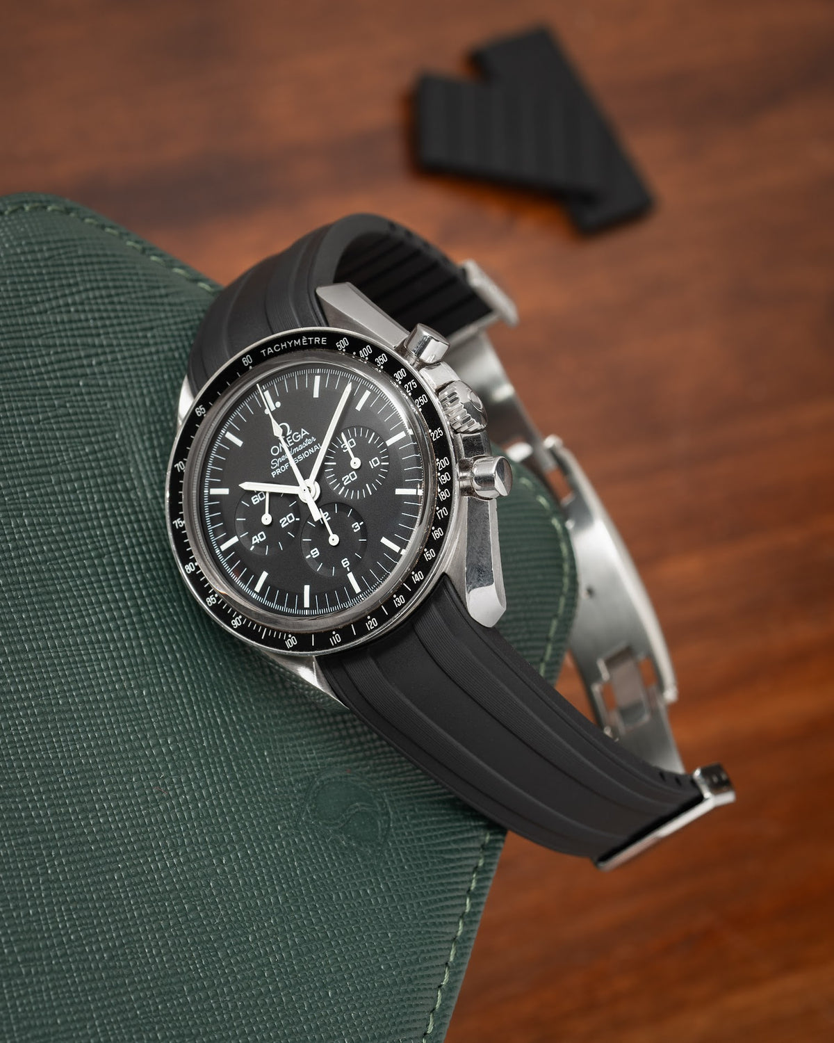 Delugs Omega Speedmaster & MoonSwatch CTS Kauçuk Kayış
